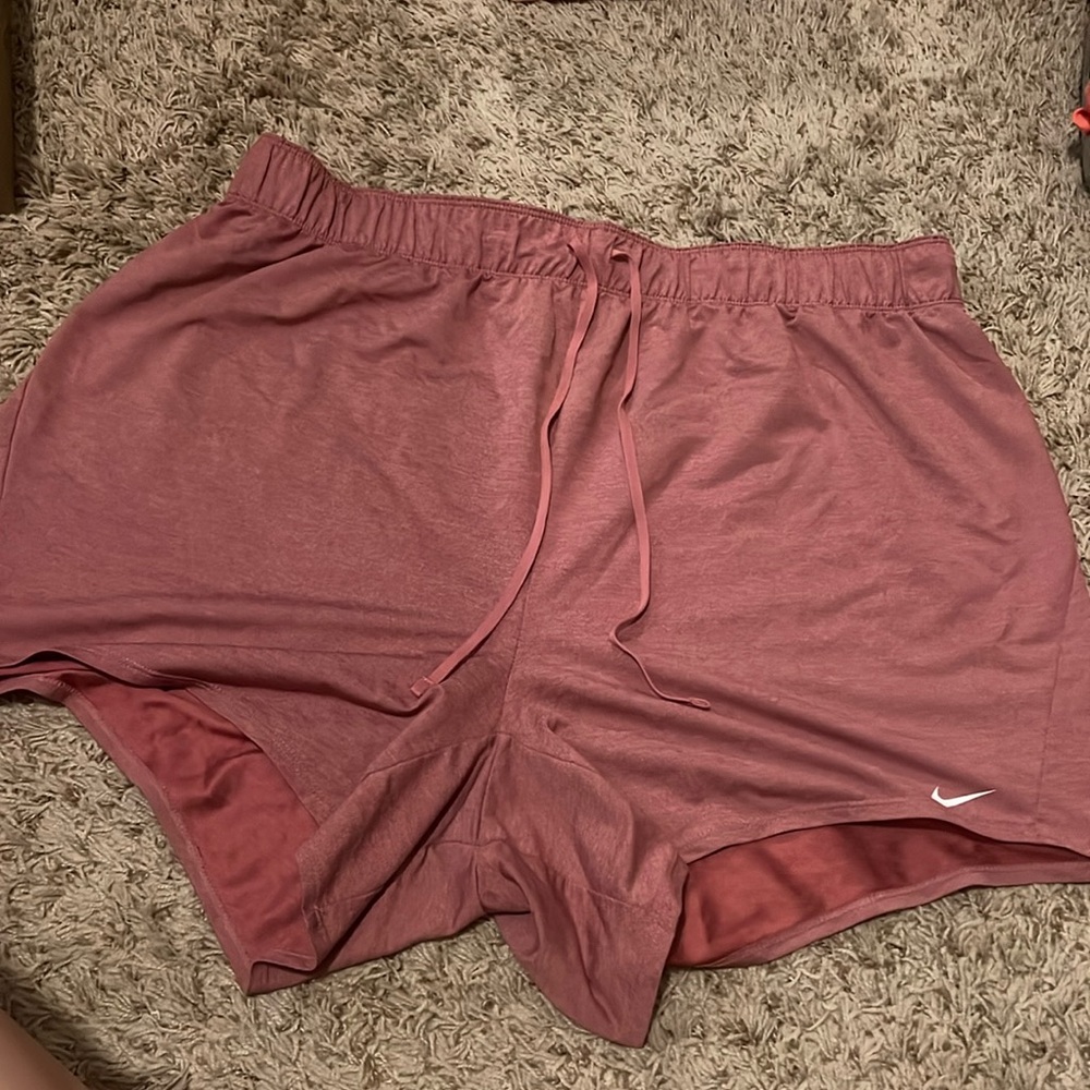 Nike Plus Size Shorts. Pink. 1x